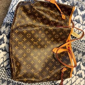Imitation Louis Vuitton bag